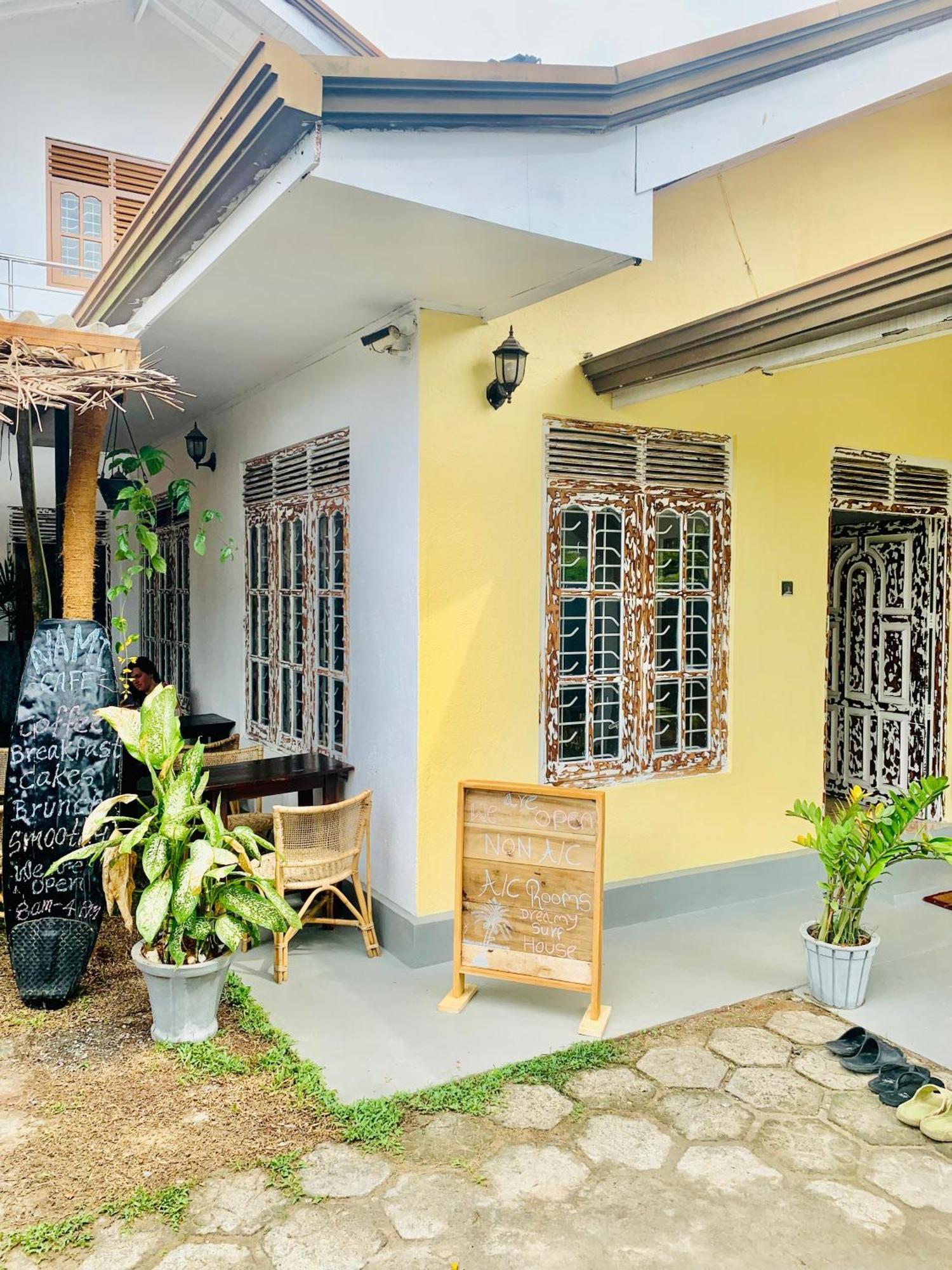 Dreamy Surf House Hotel Weligama Eksteriør billede